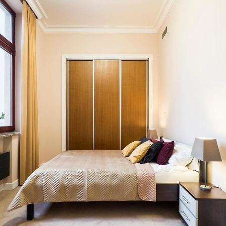 Majestic Residence -150M2 With Iconic Market Square View As Home Apartamenty R506 Wroclaw Exterior photo